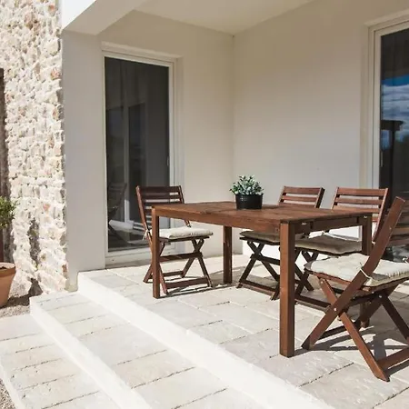 In With Terrace, Air Conditioning, Wifi, Dishwasher, Pool 4932-1 Apartment