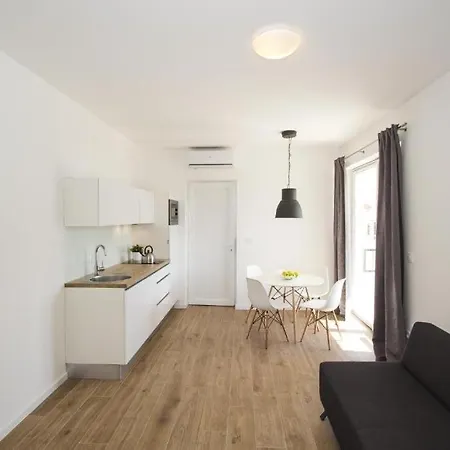 In With Terrace, Air Conditioning, Wifi, Dishwasher, Pool 4932-1 *