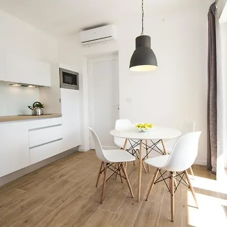 In With Terrace, Air Conditioning, Wifi, Dishwasher, Pool 4932-1 Vodice