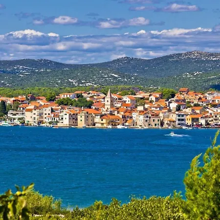 Apartment In With Terrace, Air Conditioning, Wifi, Dishwasher, Pool 4932-1 Vodice