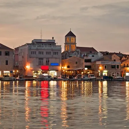 Apartment In With Terrace, Air Conditioning, Wifi, Dishwasher, Pool 4932-1 *