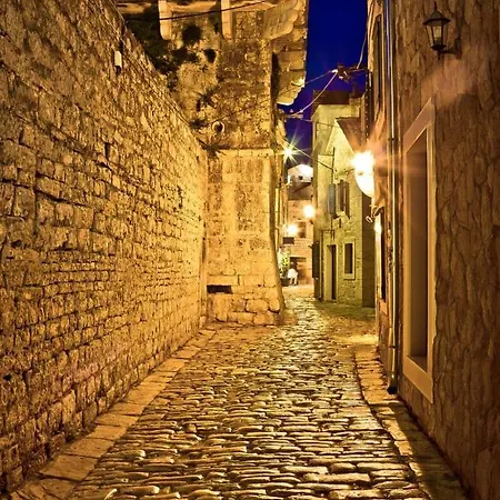 Apartment In With Terrace, Air Conditioning, Wifi, Dishwasher, Pool 4932-1 *