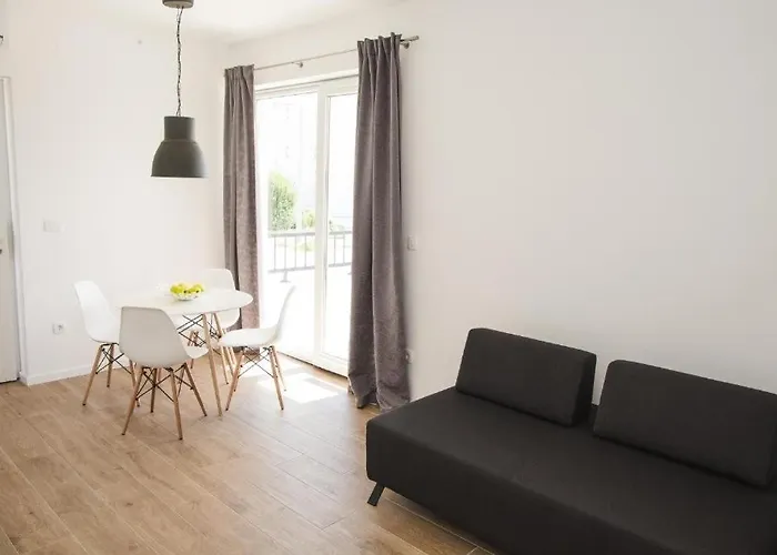 Apartman In With Terrace, Air Conditioning, Wifi, Dishwasher, Pool 4932-1 *