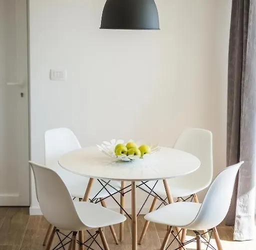 In With Terrace, Air Conditioning, Wifi, Dishwasher, Pool 4932-1 Apartman Vodice